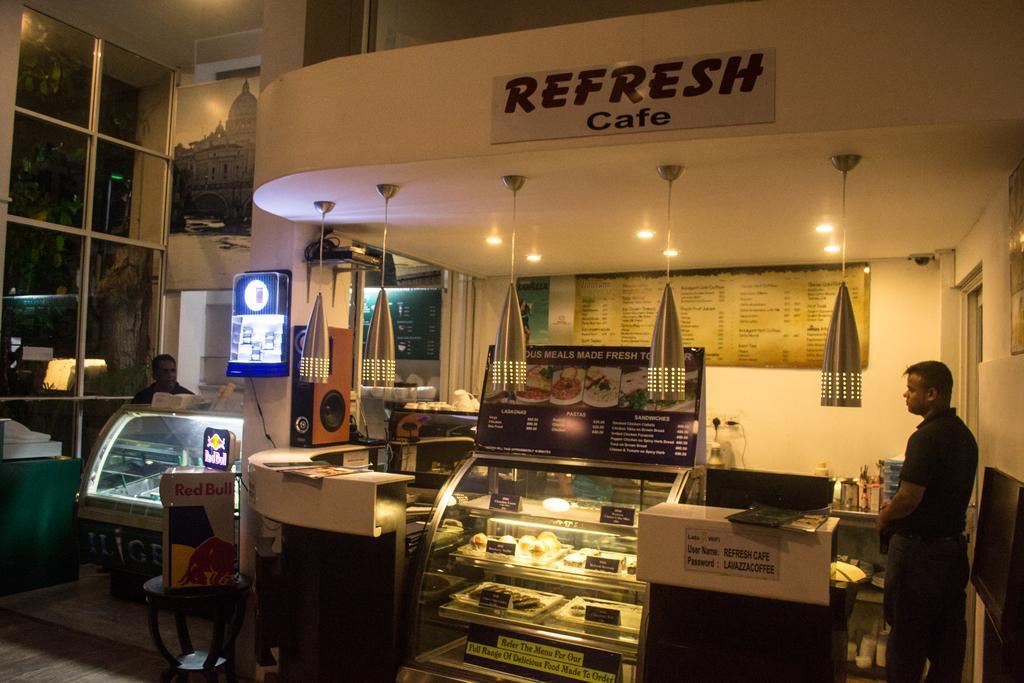 Refresh Hotel Hikkaduwa Exterior photo